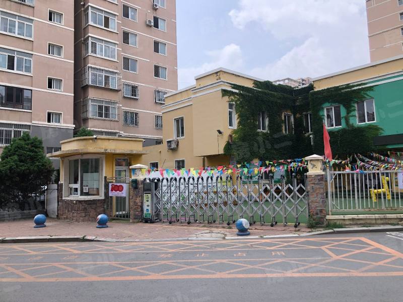 世纪新城西区园区图片