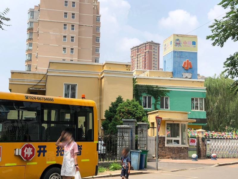 世纪新城西区园区图片