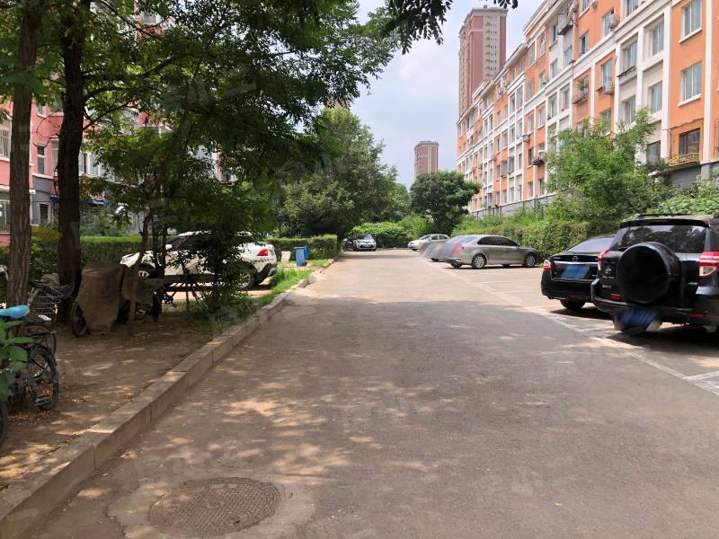 世纪新城西区园区图片