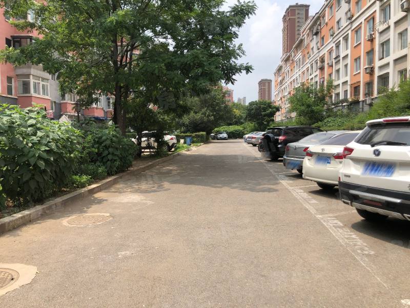 世纪新城西区园区图片