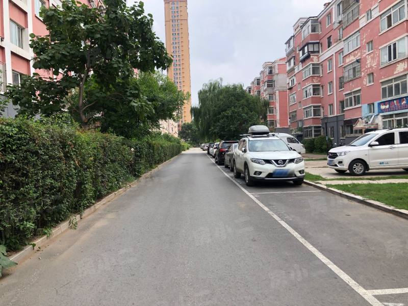 世纪新城西区园区图片