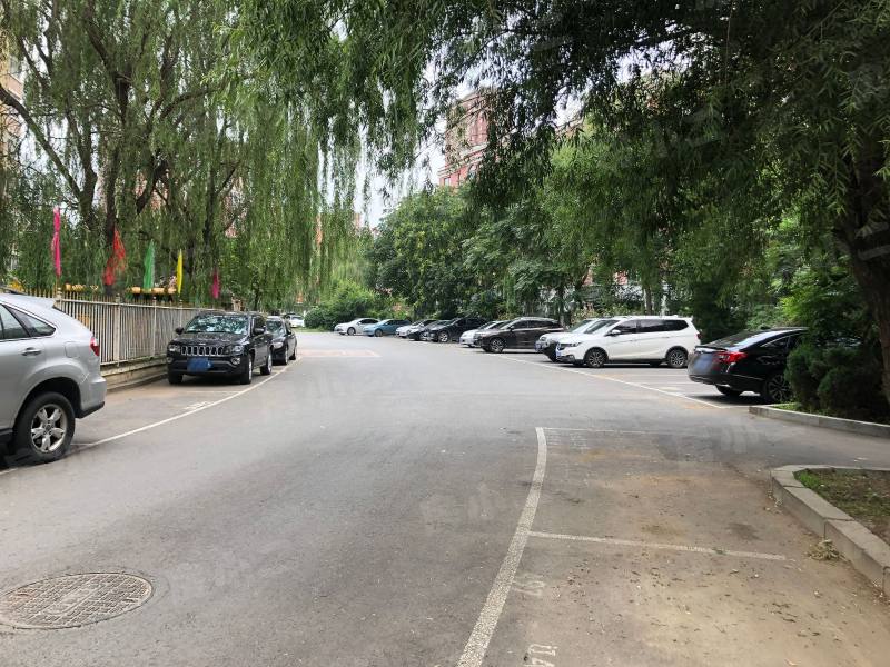 世纪新城西区园区图片