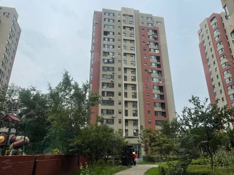 保利心语花园园区图片