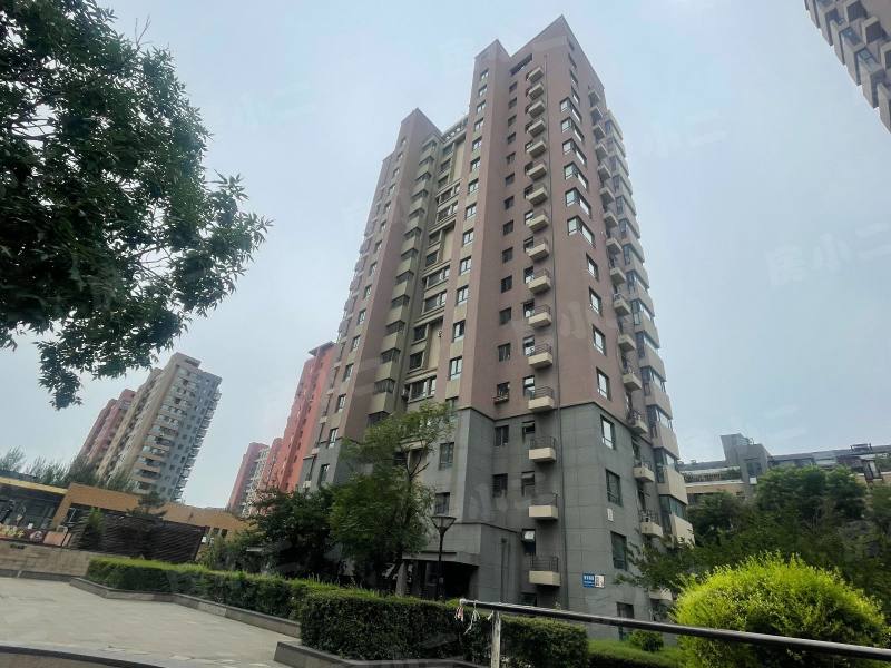 保利心语花园园区图片