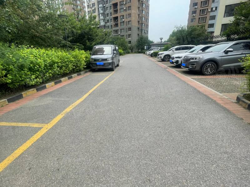 保利心语花园园区图片