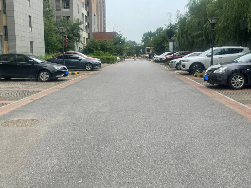 保利心语花园园区图片