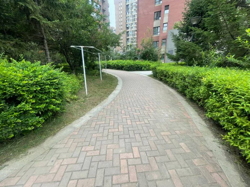 保利心语花园园区图片