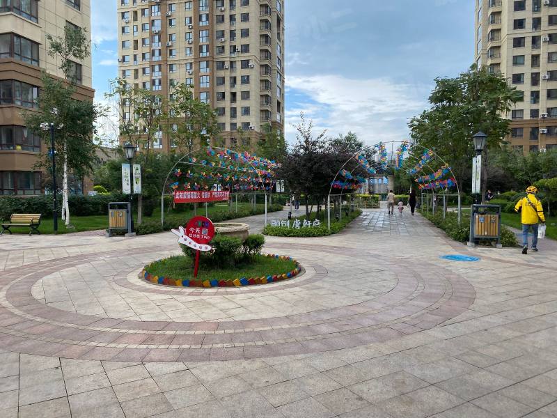 融创唐轩府园区图片