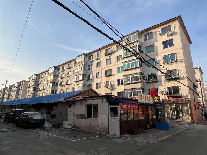 靓马新村园区图片