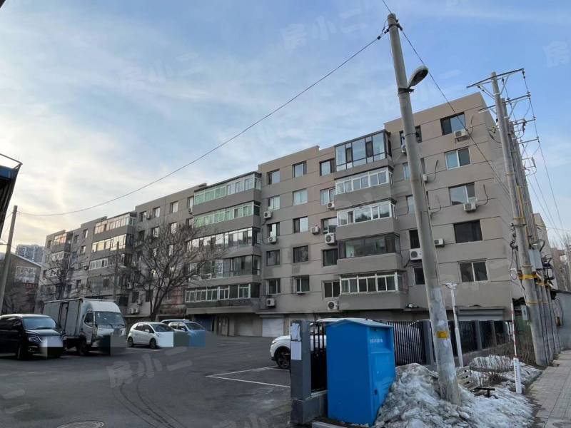 靓马鹏泰花园园区图片