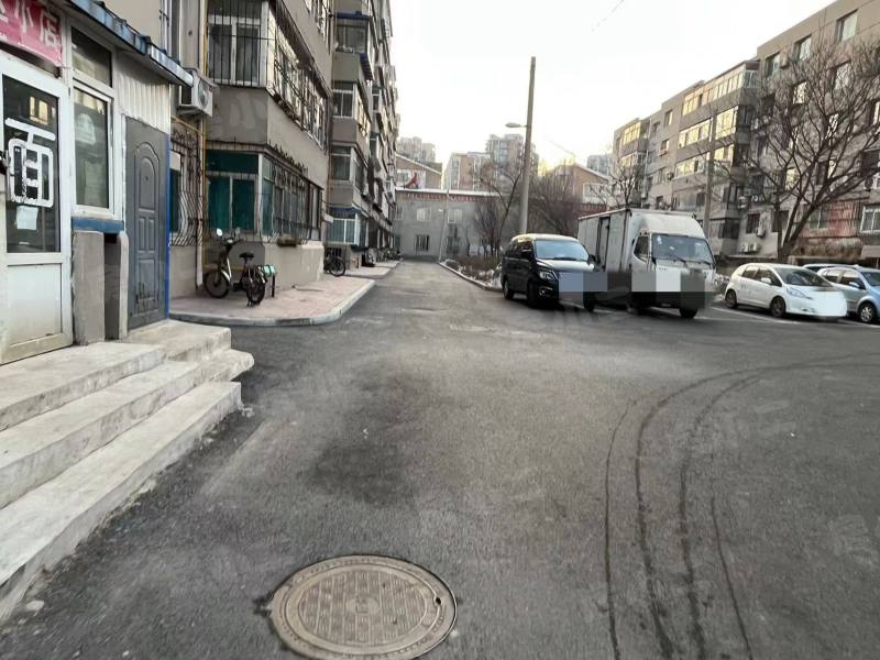 靓马鹏泰花园园区图片