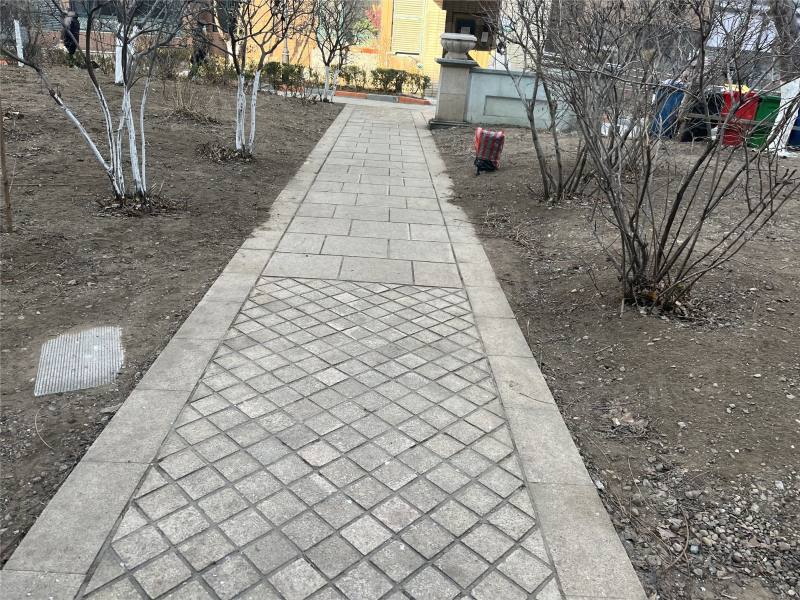 泊岸华庭园区图片