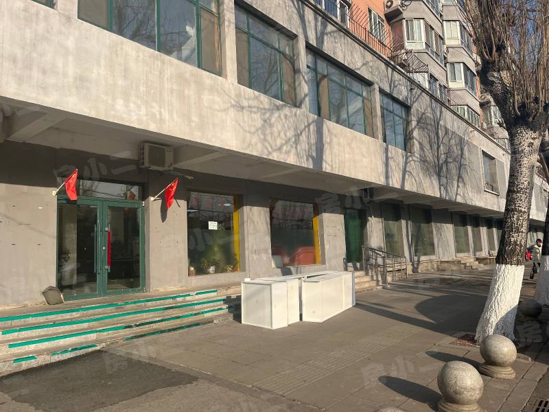 泊岸华庭园区图片