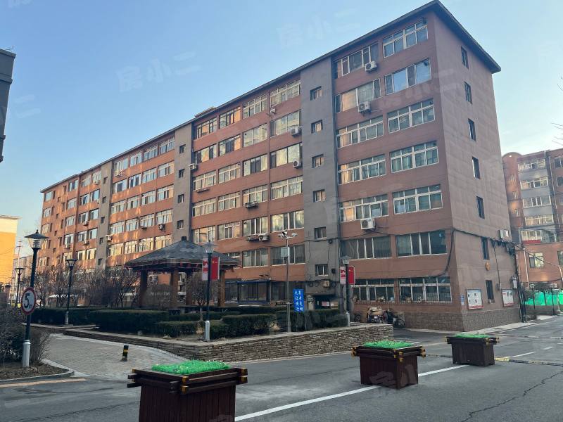 泊岸华庭园区图片