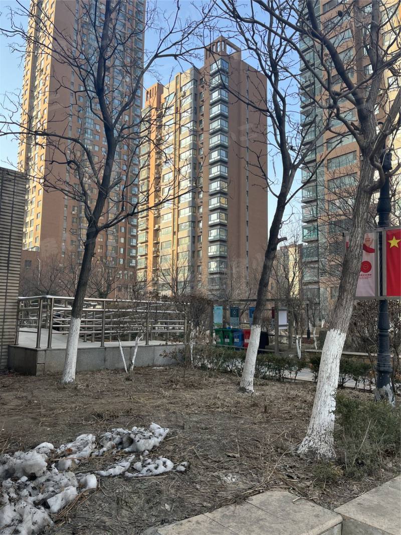 泊岸华庭园区图片