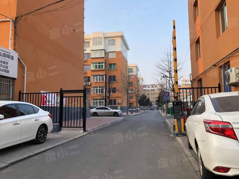 金山三小区园区图片