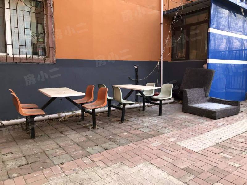 金山三小区园区图片