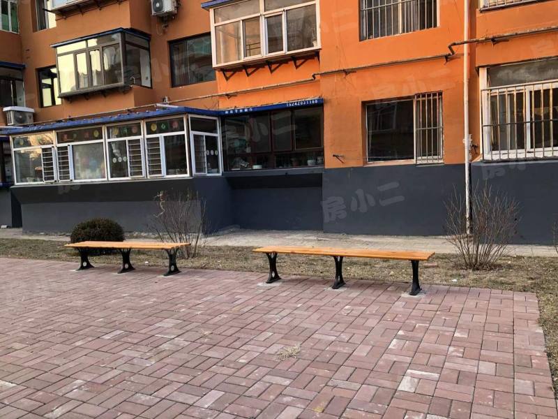 金山三小区园区图片