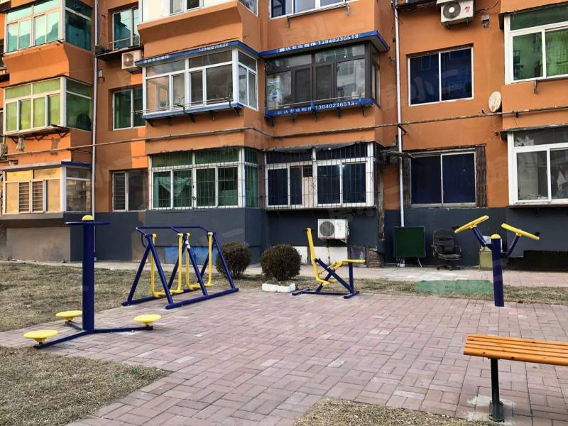 金山三小区园区图片