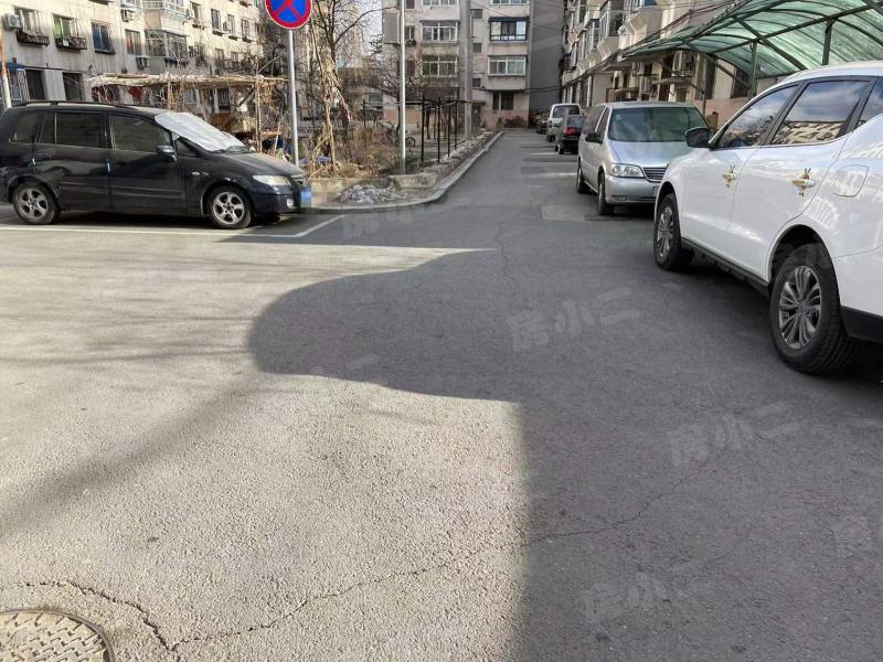 上园二小区园区图片