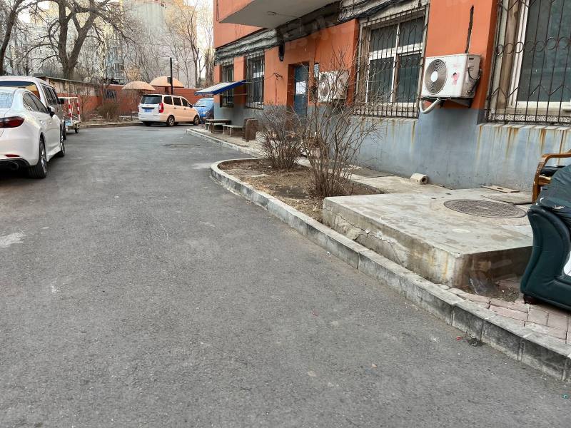 涌泉铁路小区园区图片