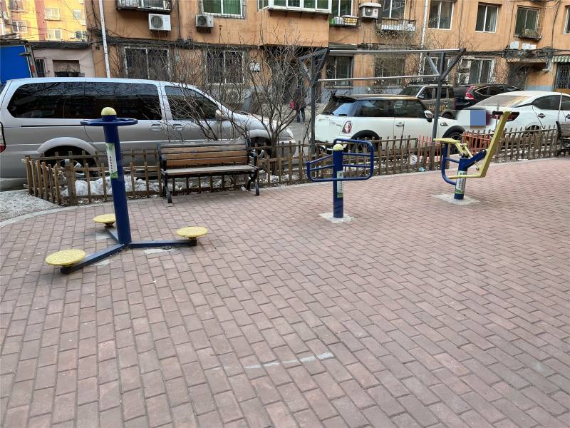 世隆小区园区图片
