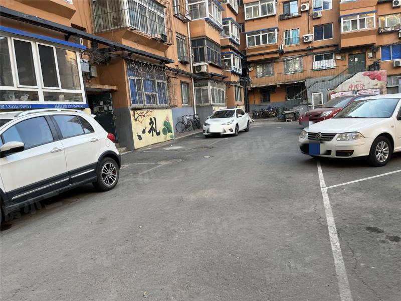 世隆小区园区图片