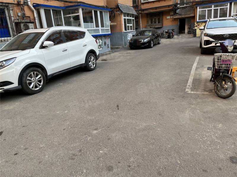 世隆小区园区图片