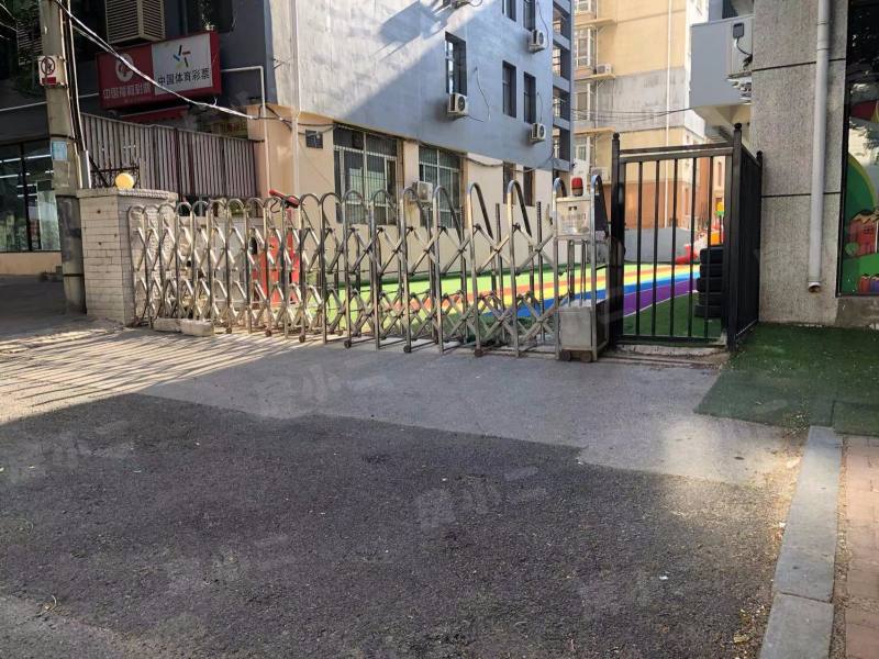 崇山华府园区图片