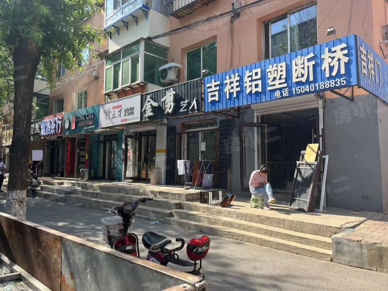 于洪南里小区园区图片