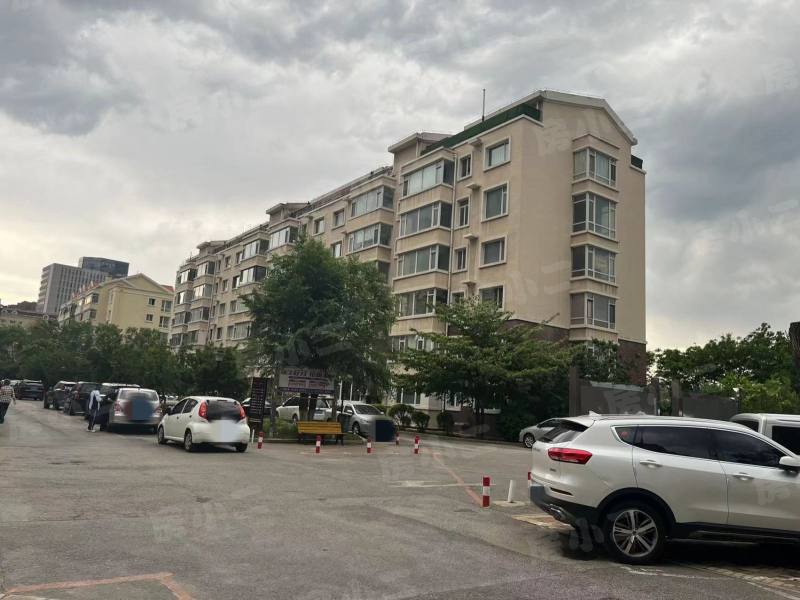 亚泰国际花园园区图片