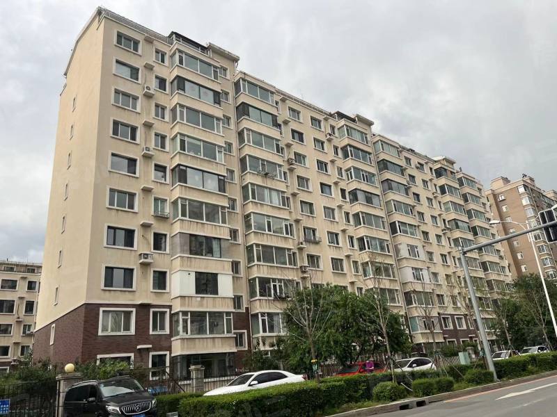 亚泰国际花园园区图片