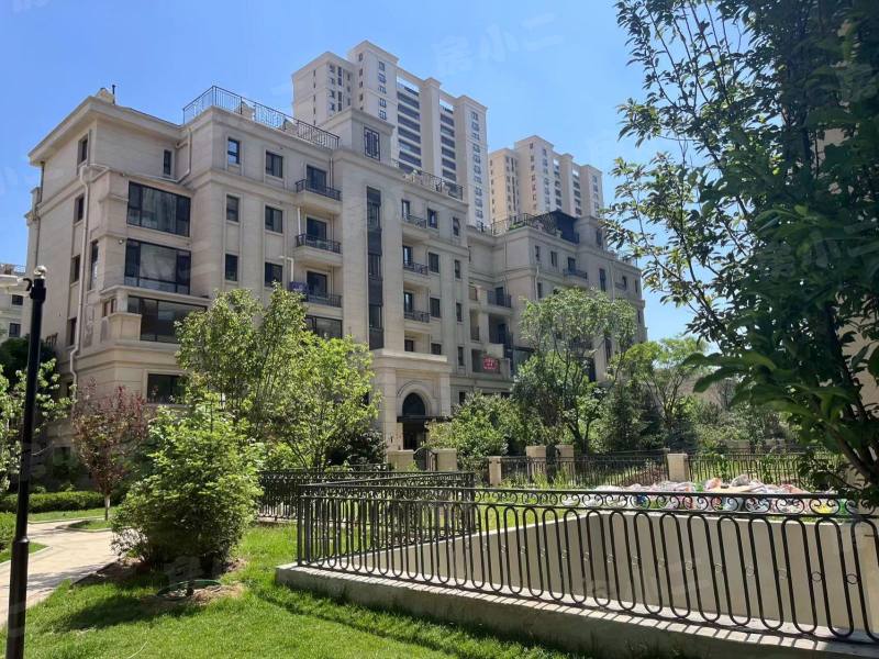 金地樾檀山园区图片
