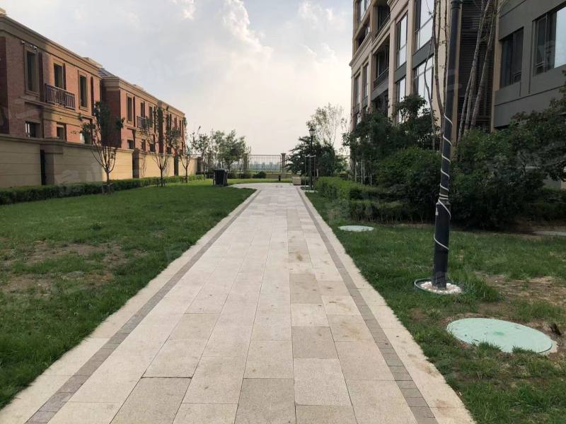 融创融公馆园区图片