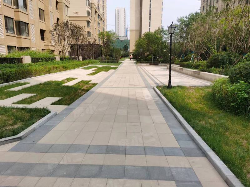 金地朗悦园区图片