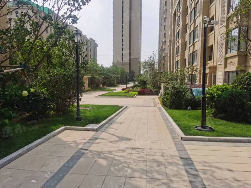 金地朗悦园区图片