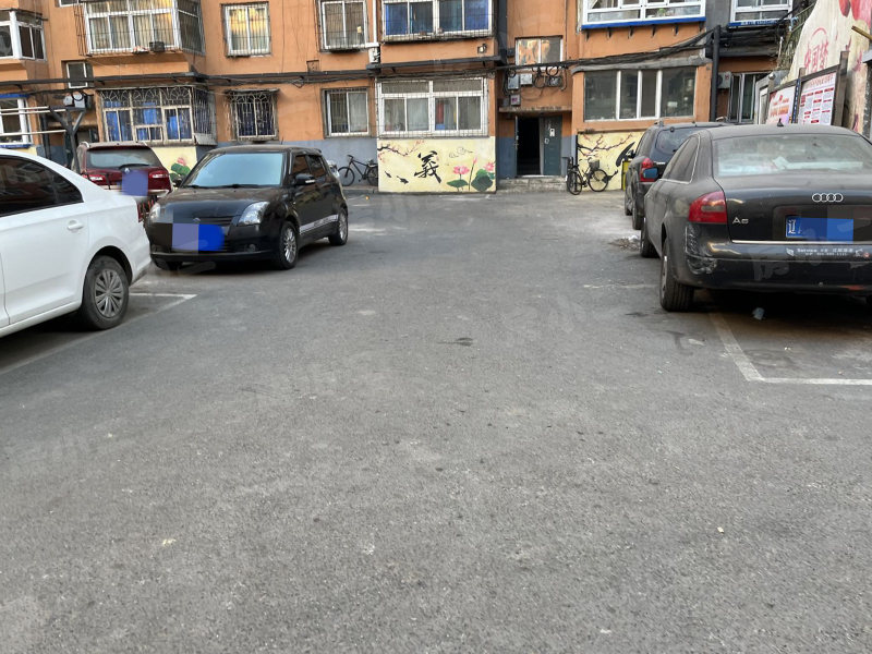世隆小区园区图片