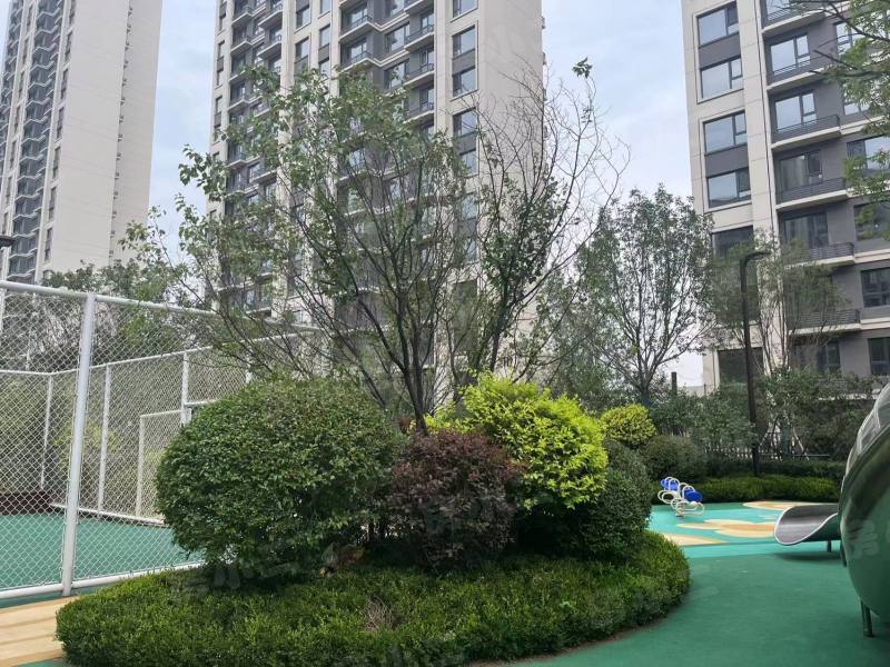 旭辉东宸府园区图片