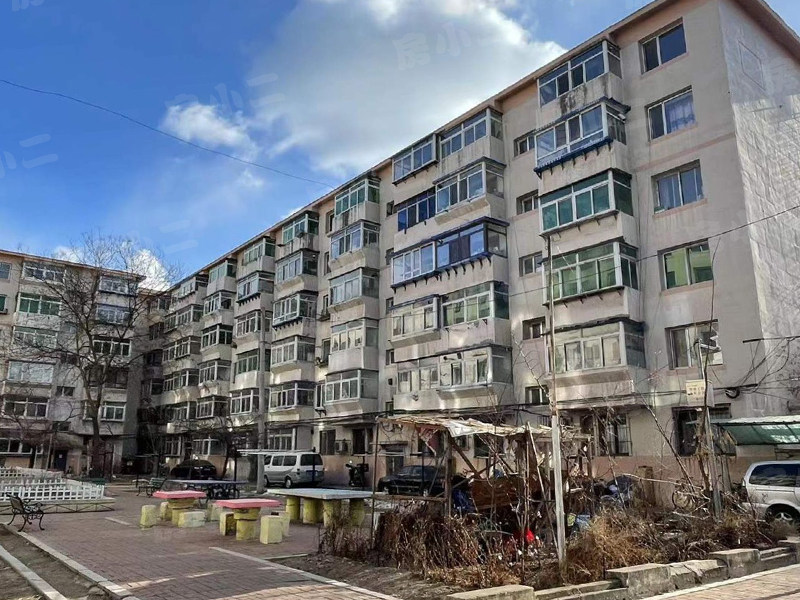 上园二小区园区图片