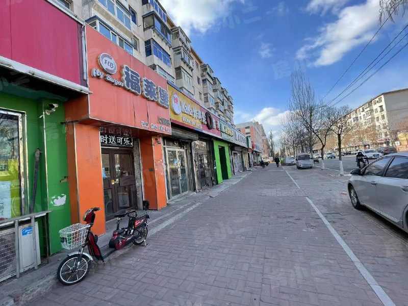 上园二小区园区图片
