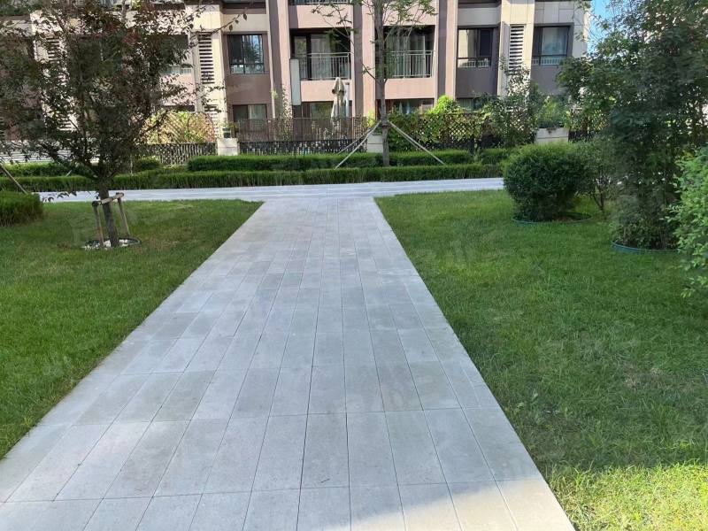 万科翡翠臻园园区图片