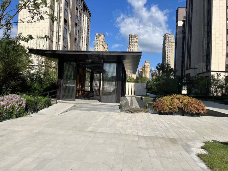 万科翡翠臻园园区图片