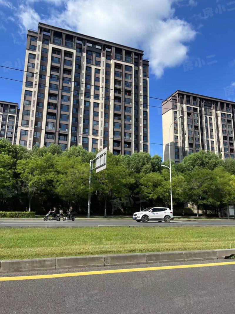 万科翡翠臻园园区图片