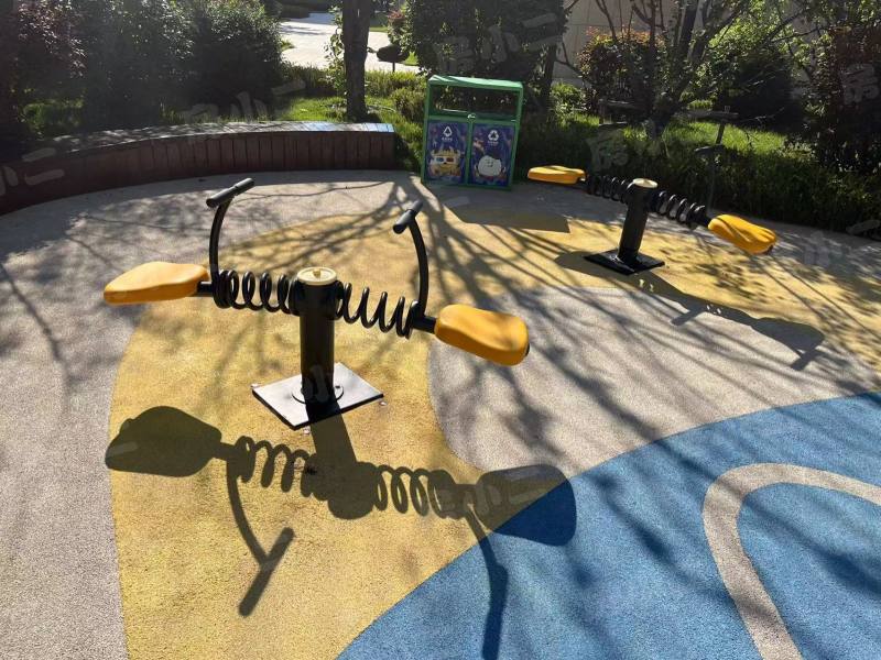 万科翡翠臻园园区图片