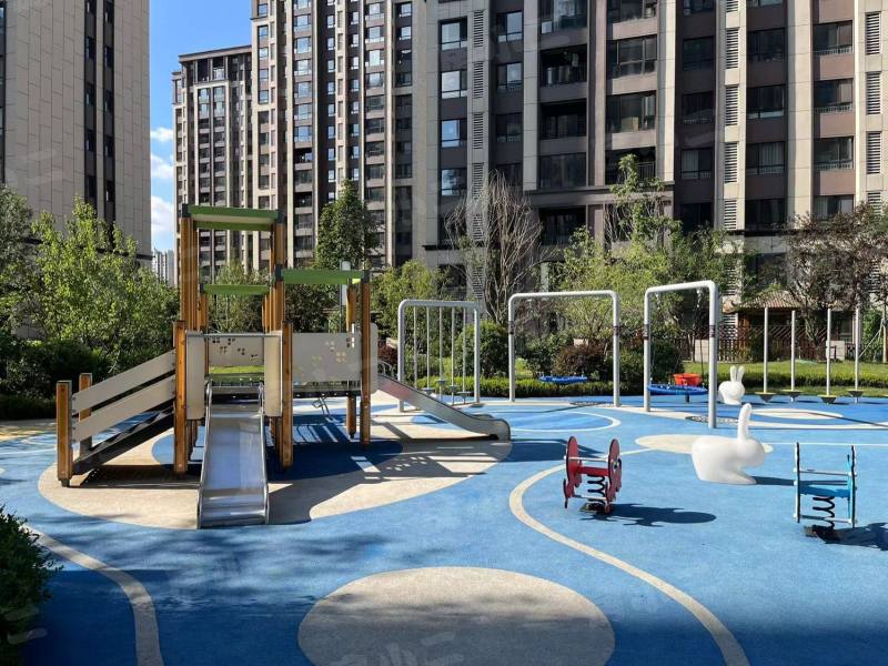 万科翡翠臻园园区图片