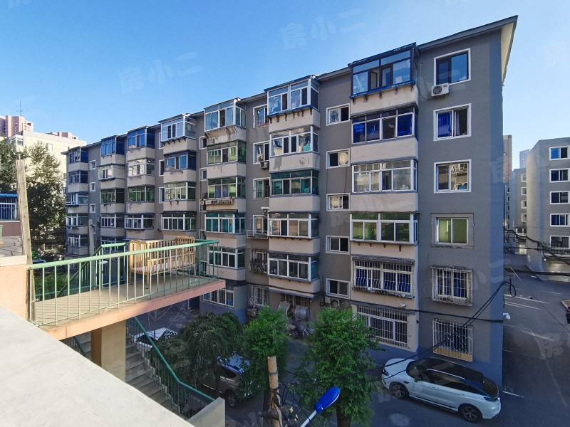 华宁小区园区图片