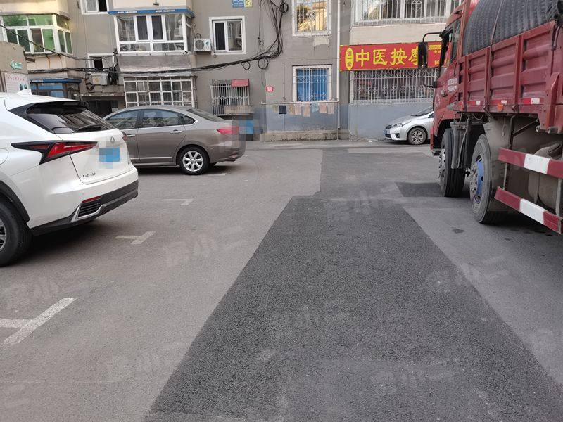 华宁小区园区图片
