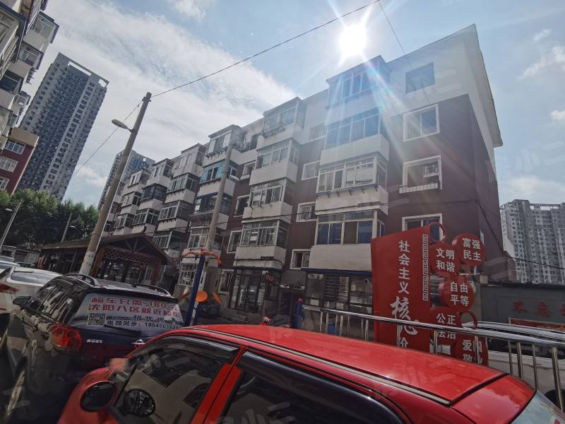 白楼小区园区图片