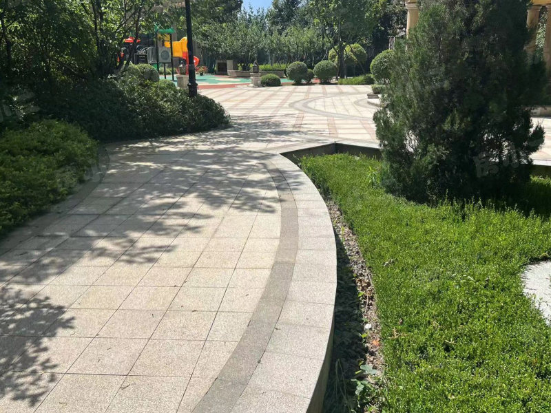 恒大盛京世家园区图片