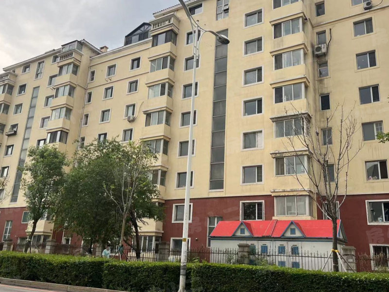 亚泰国际花园园区图片